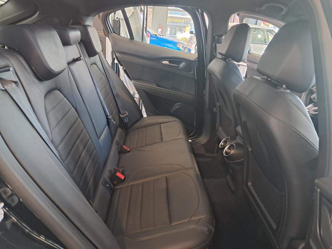 Alfa Romeo Stelvio 2.2 Td 160 cv AT8 RWD Super