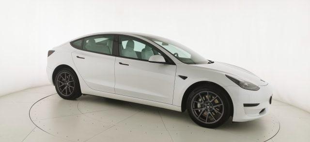 TESLA Model 3 RWD