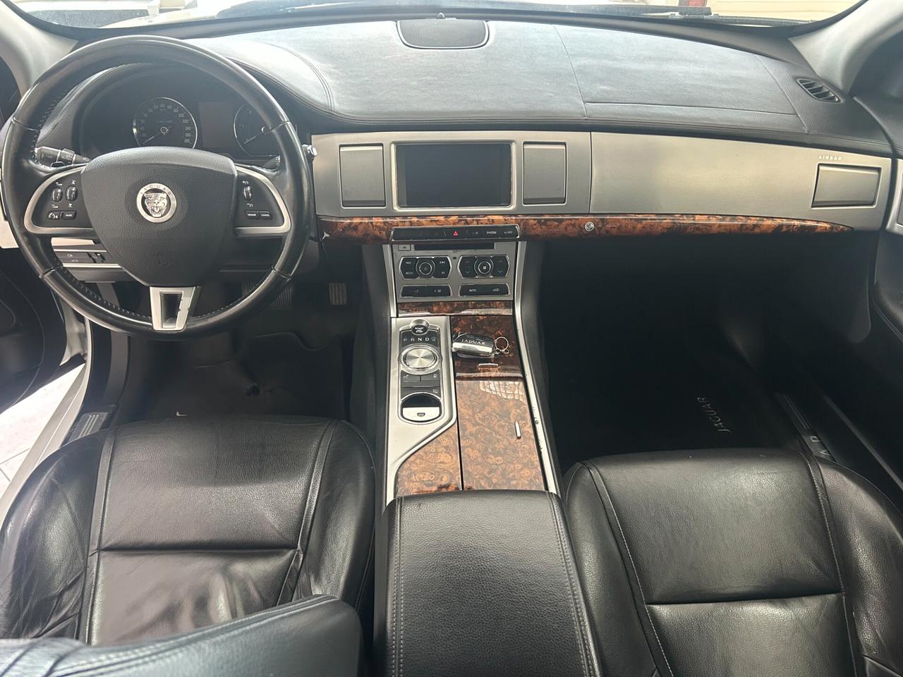 Jaguar XF Sportbrake 2.2 D 200 CV Luxury