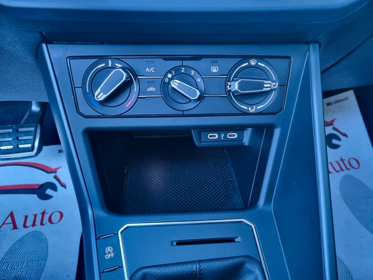 Volkswagen Taigo 1.0 TSI 110CV DSG R-Line