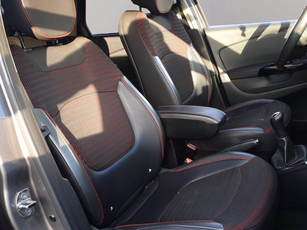 RENAULT Captur 1.5 dci hypnotic (magnetik) 90cv del 2017