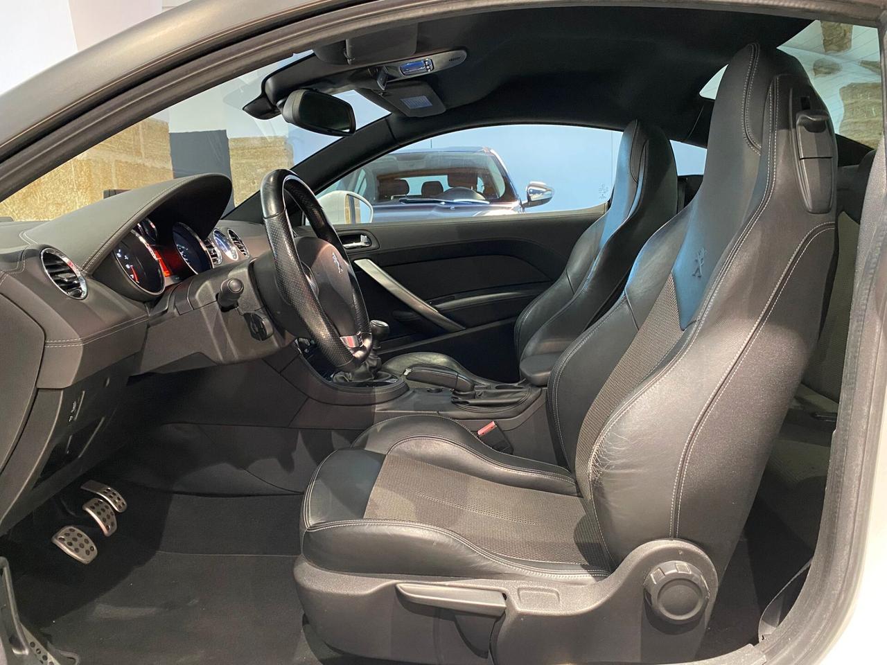 Peugeot RCZ 1.6 THP 200CV