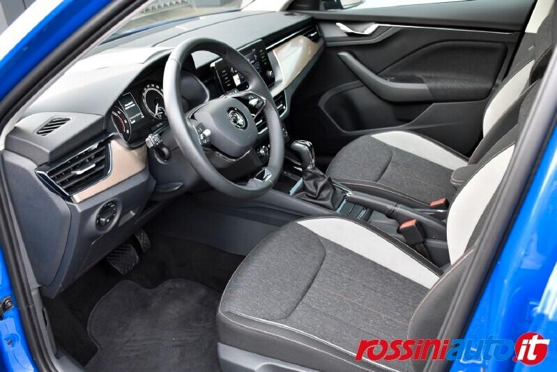 SKODA KAMIQ 1.0 TSI 110 CV DSG STYLE BLACK DESIGN PACK R17