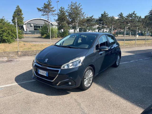 PEUGEOT 208 1° serie PureTech 82 5 porte Allure X neo patent.