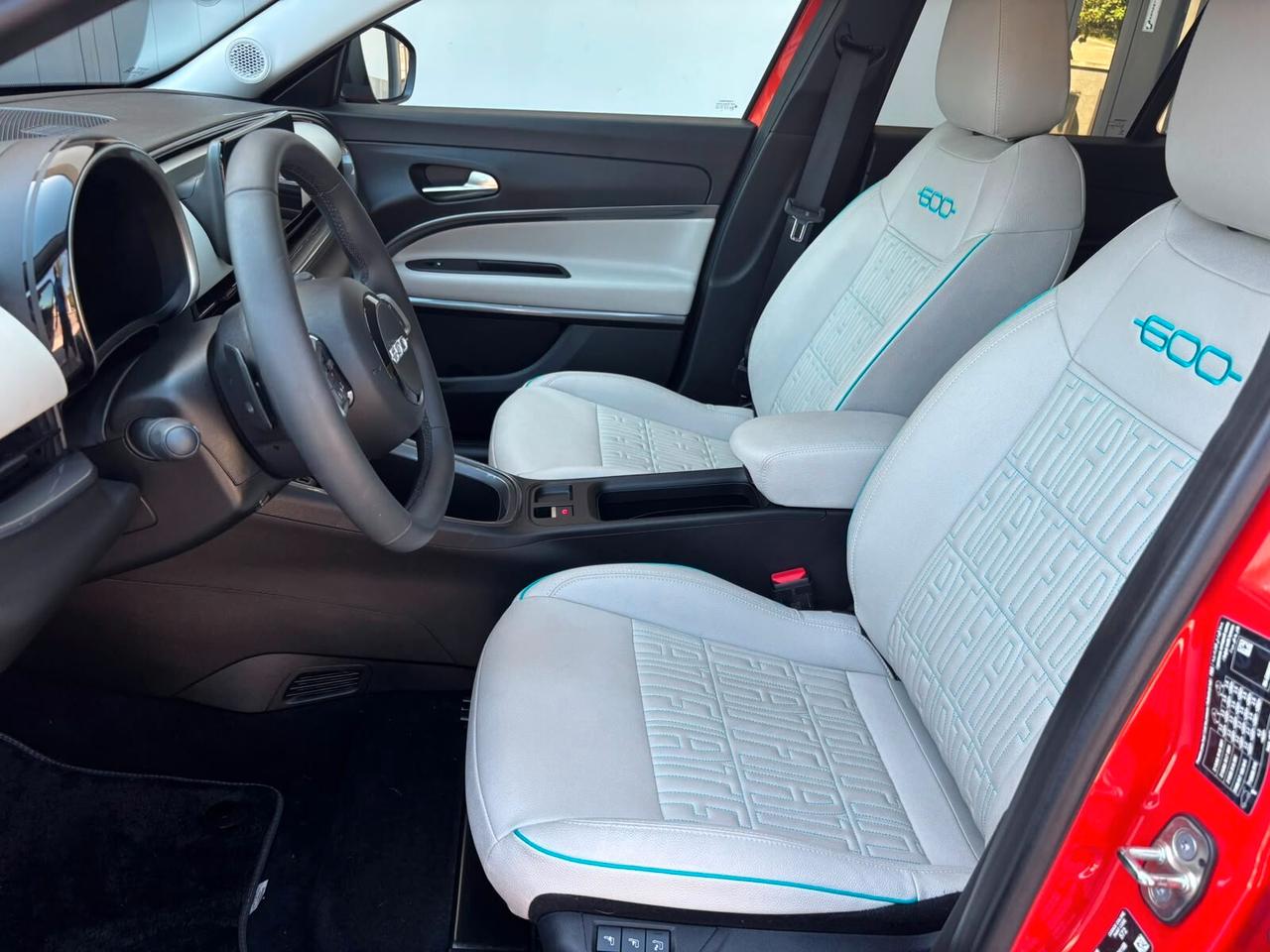 Fiat 600 Hybrid 100 CV MHEV La Prima - 2024
