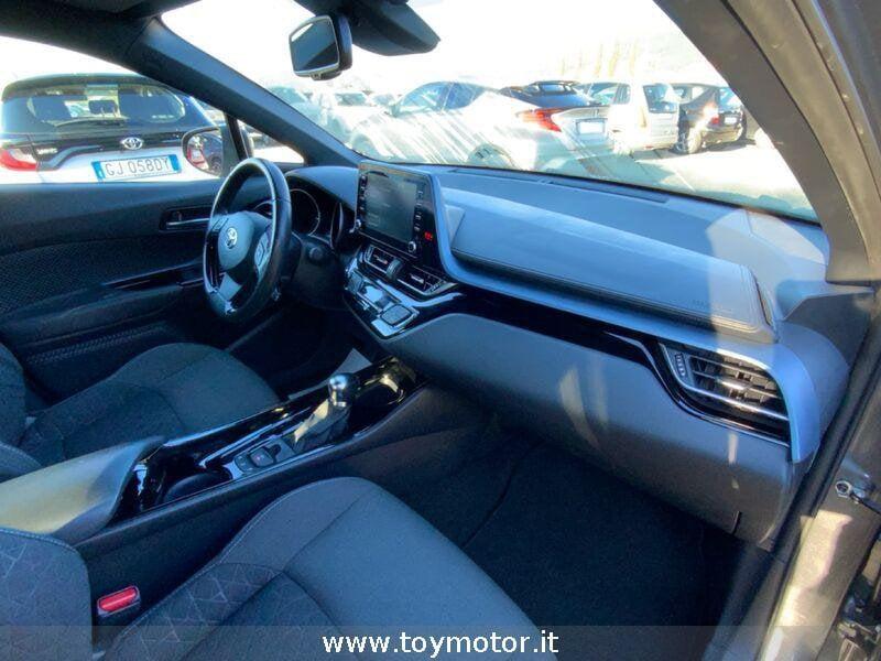 Toyota C-HR (2016-2023) 1.8 Hybrid E-CVT Trend