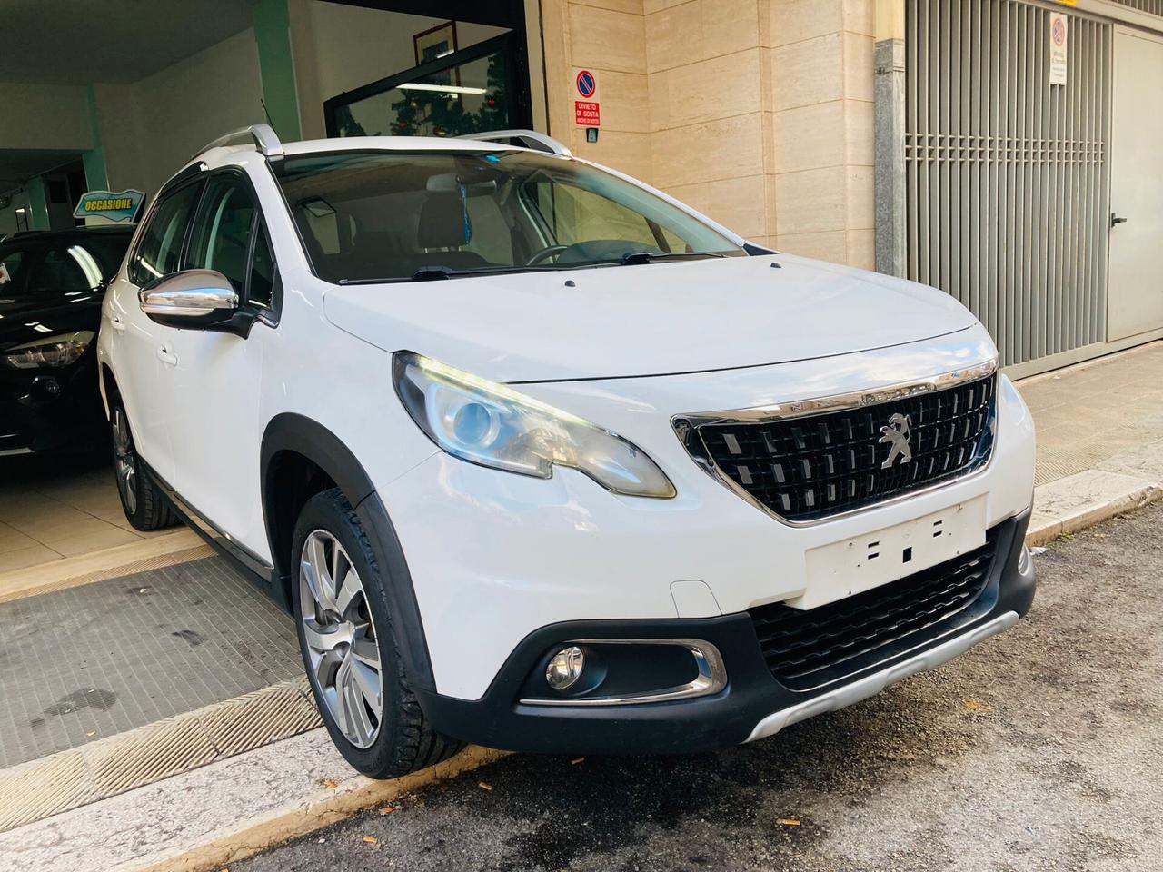 Peugeot 2008 1.6 e-HDi - PERFETTA - 2014