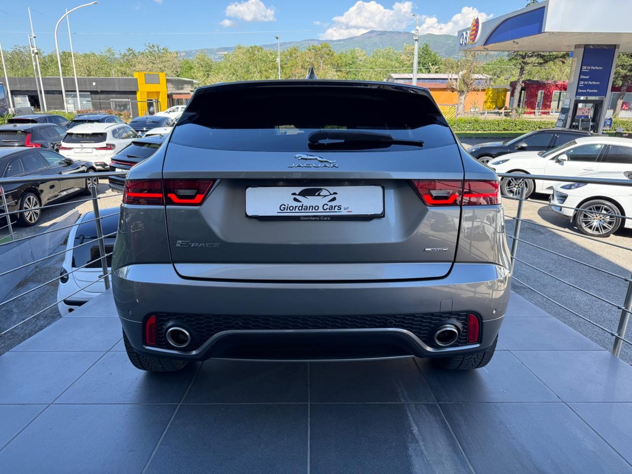 Jaguar E-Pace 2.0D 180 CV AWD aut. R-Dynamic