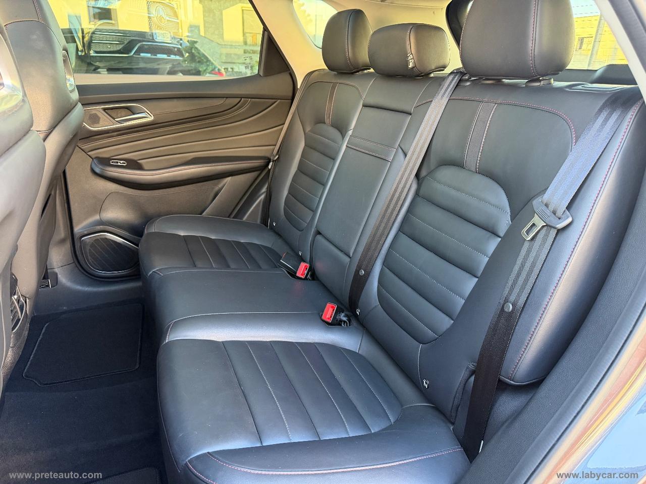 MG HS 1.5T-GDI AT Luxury