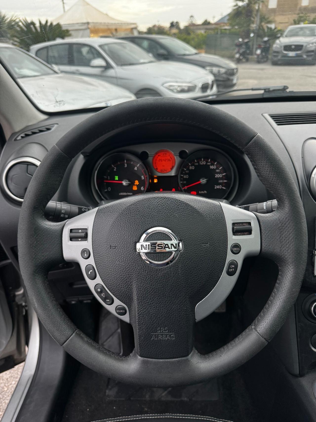 Nissan Qashqai 2.0 dCi DPF 4WD Tekna