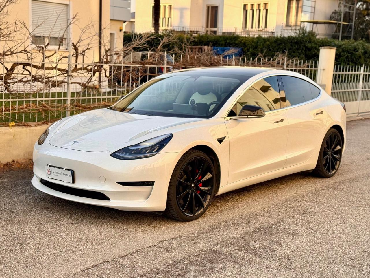 Tesla Model 3 Long Range Performance Dual Motor AWD