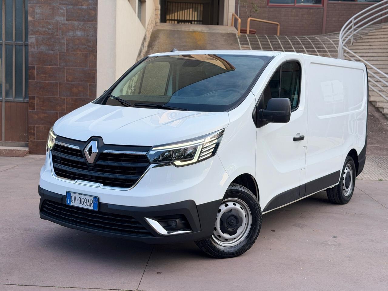 Renault Trafic T27 2.0 dCi 150CV PC-TN Furgone Start