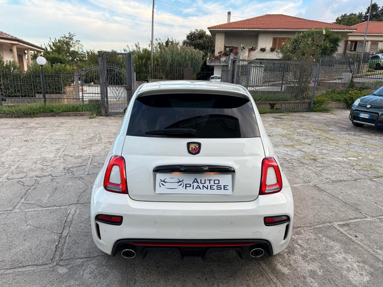 500 Abarth 595 1.4 Turbo T-Jet 145CV