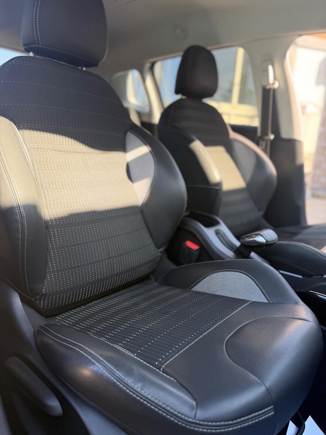 PEUGEOT 2008 (anno 2016)