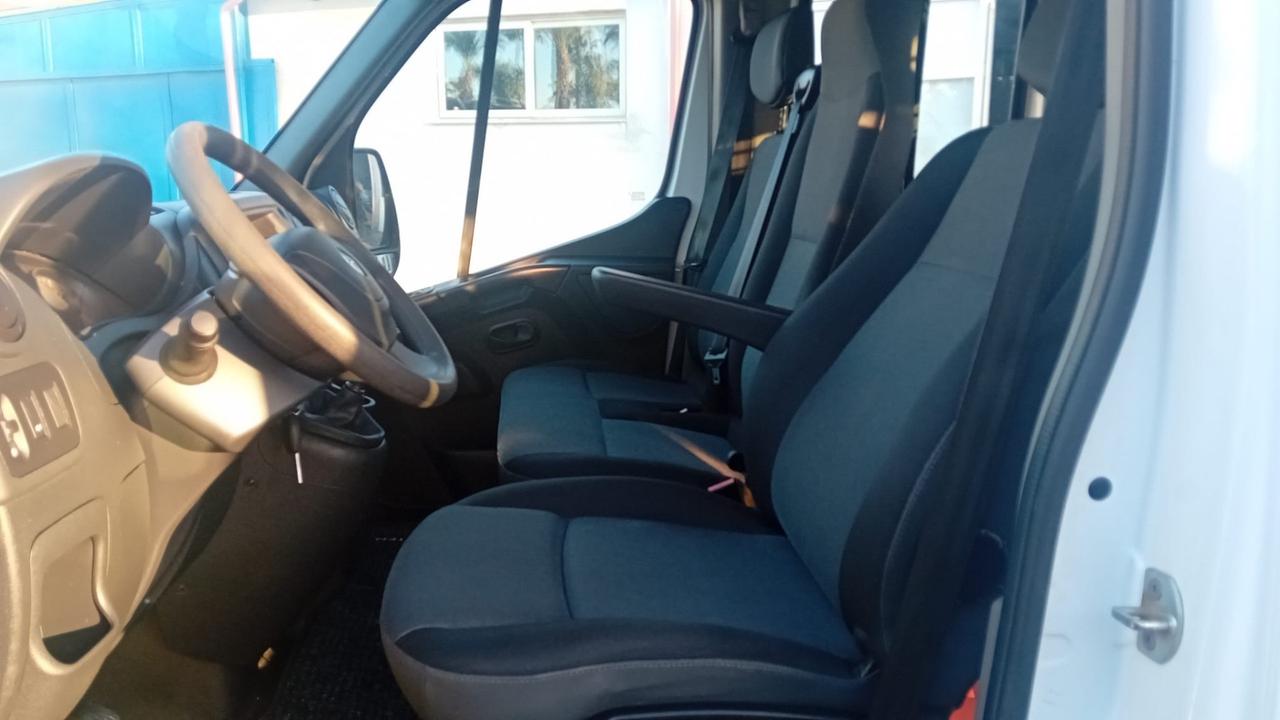 Renault Master Renault master 2.3 cassonato-doppia cab-2019