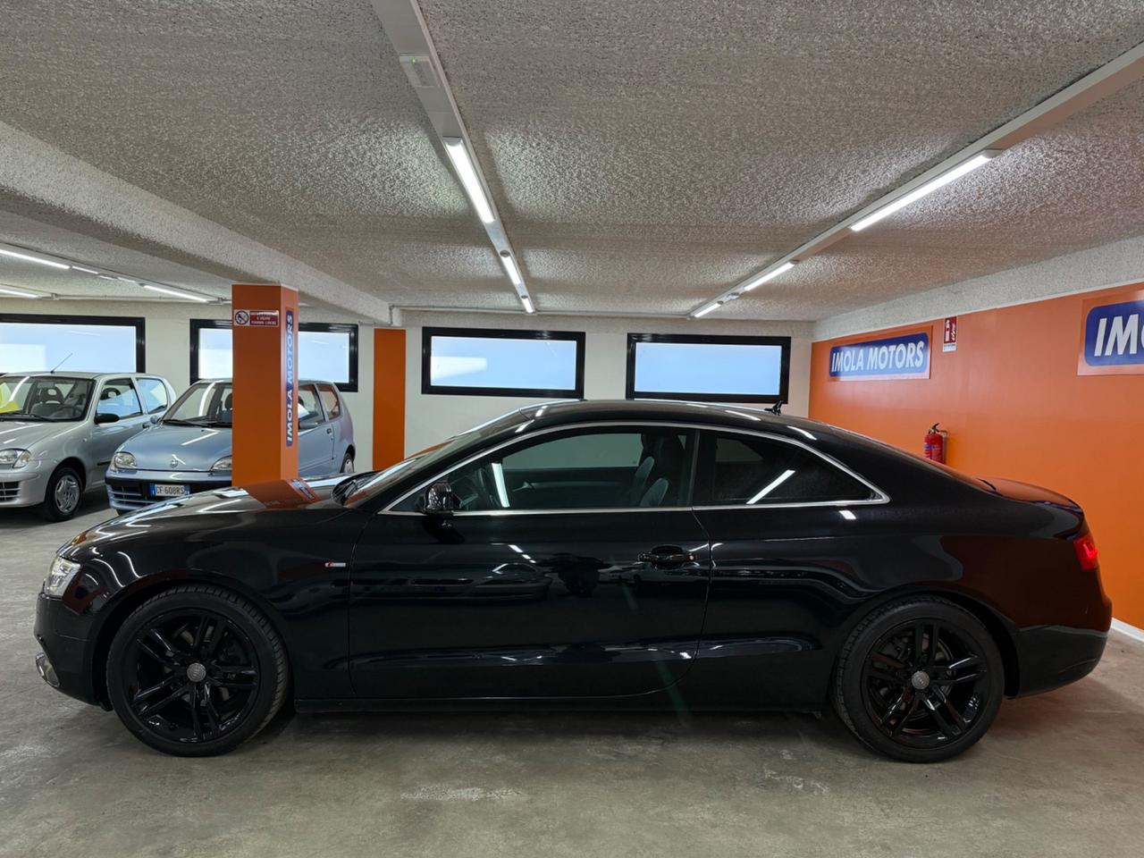 Audi A5 Coupé 2.0 TDI 177 CV S-line Total Black