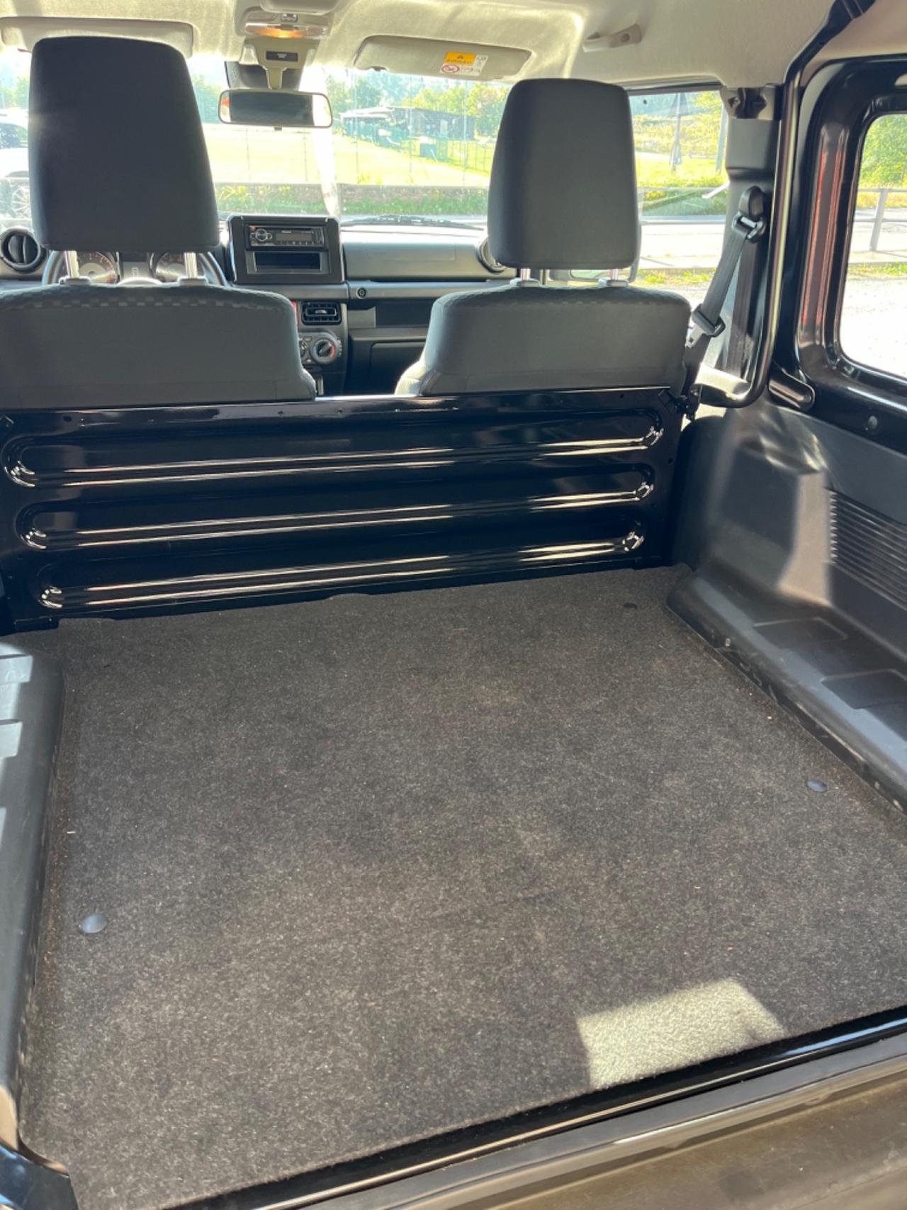 Suzuki Jimny 1.5 5MT PRO (N1)