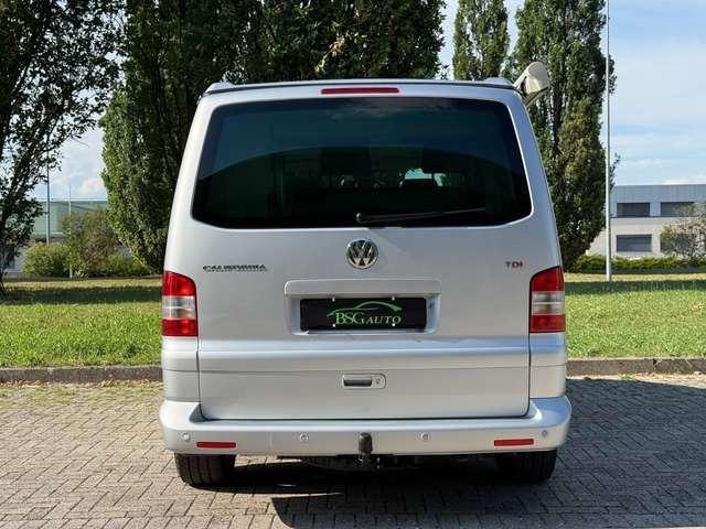 Volkswagen T5 California