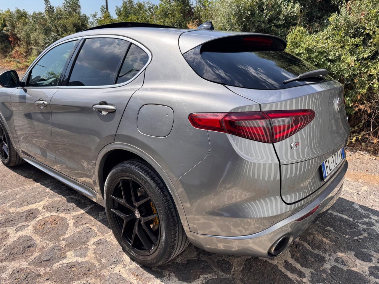 Alfa Romeo Stelvio 2.0 Turbo benzina 280cv