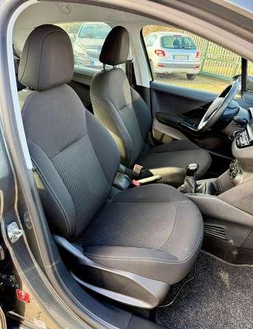 Peugeot 208 1.2 puretech Access 82cv