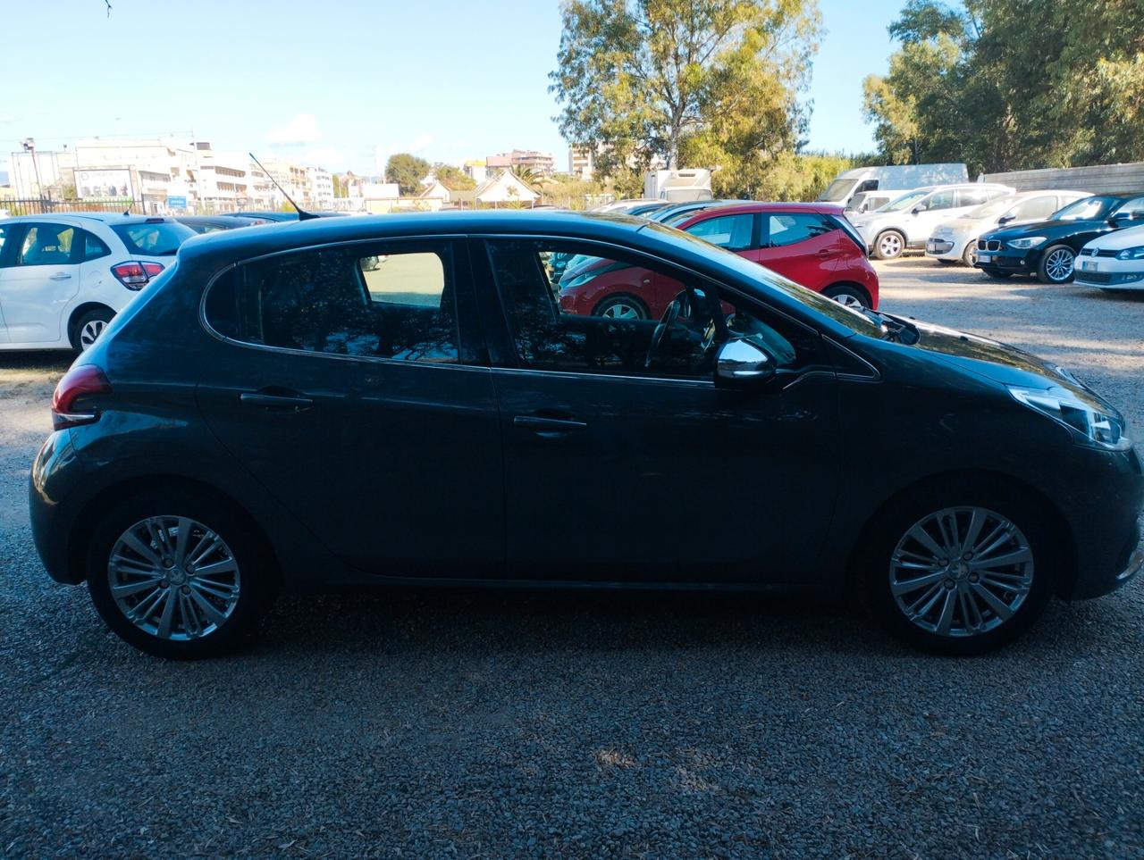Peugeot 208 BlueHDi 100 S&S 5 porte GT Line