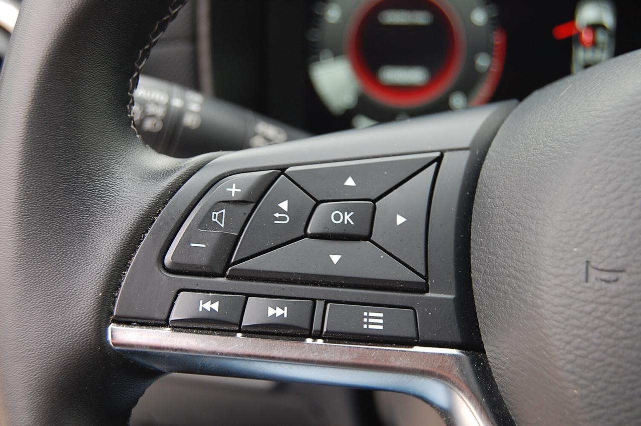 Nissan Juke 1.0 DIG-T 114 CV N-Connecta