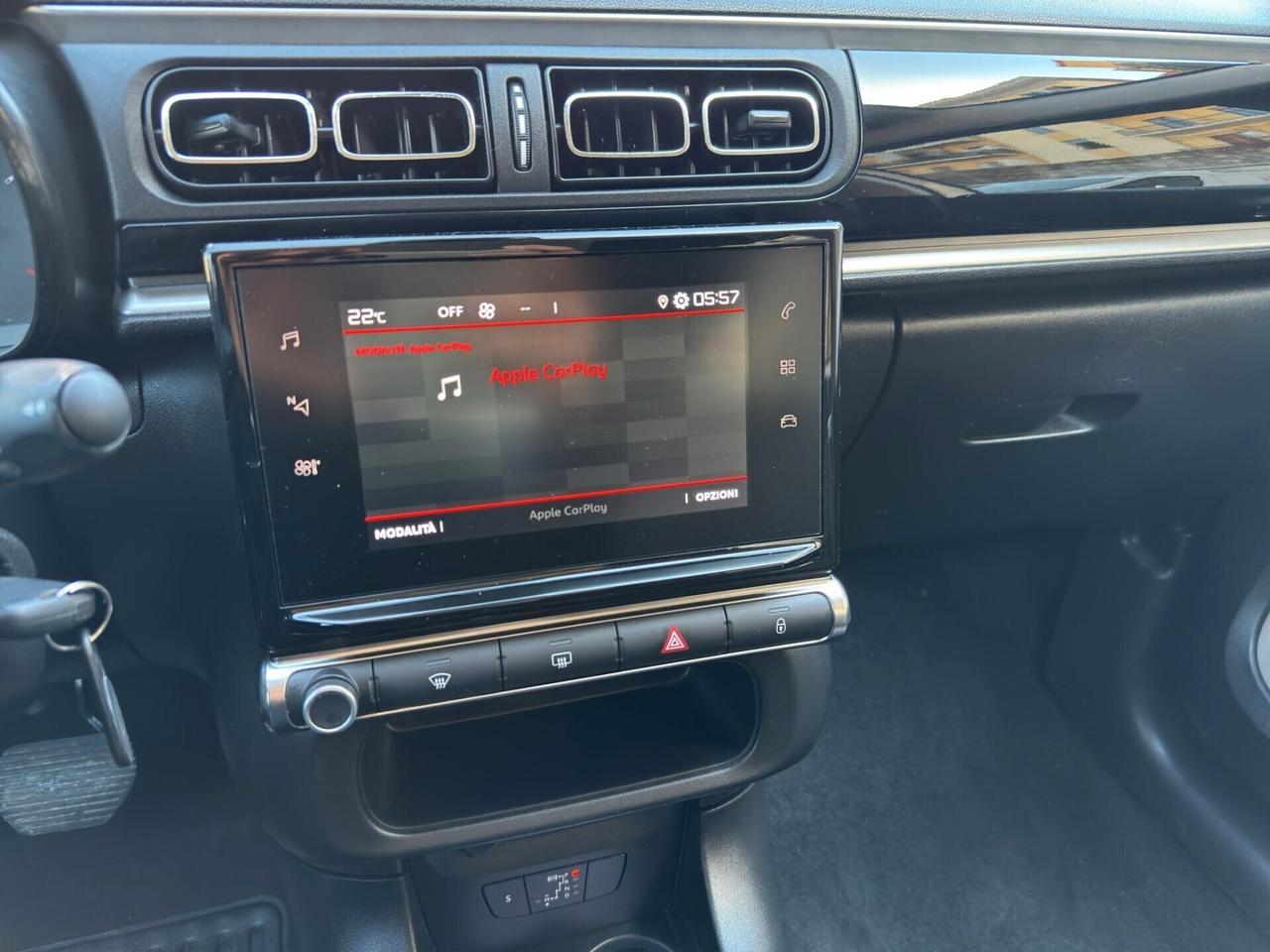 Citroen C3 1.2 110cv puretech Shine automatica 2022