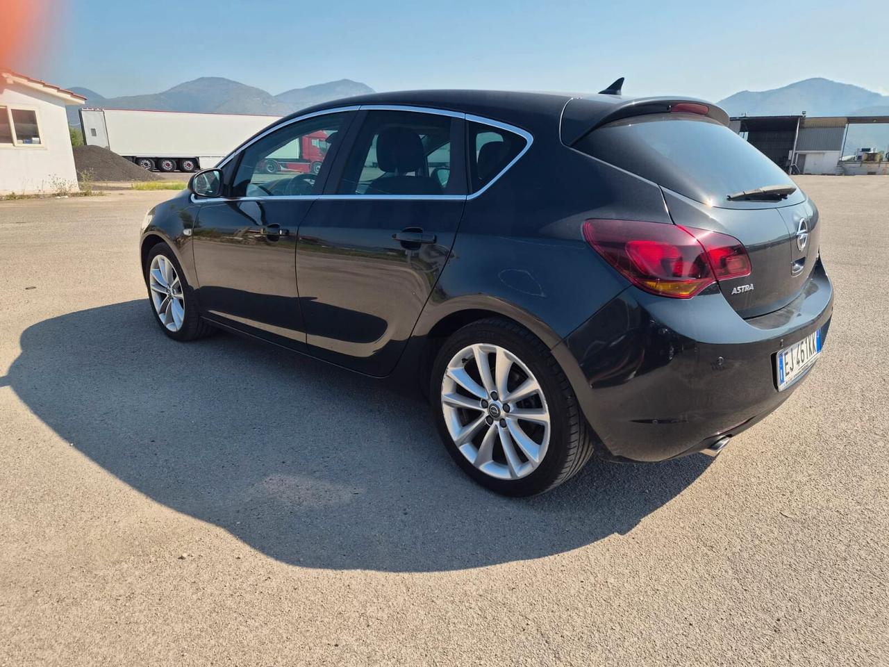 Opel Astra 1.4 Turbo 140CV 5 porte Cosmo