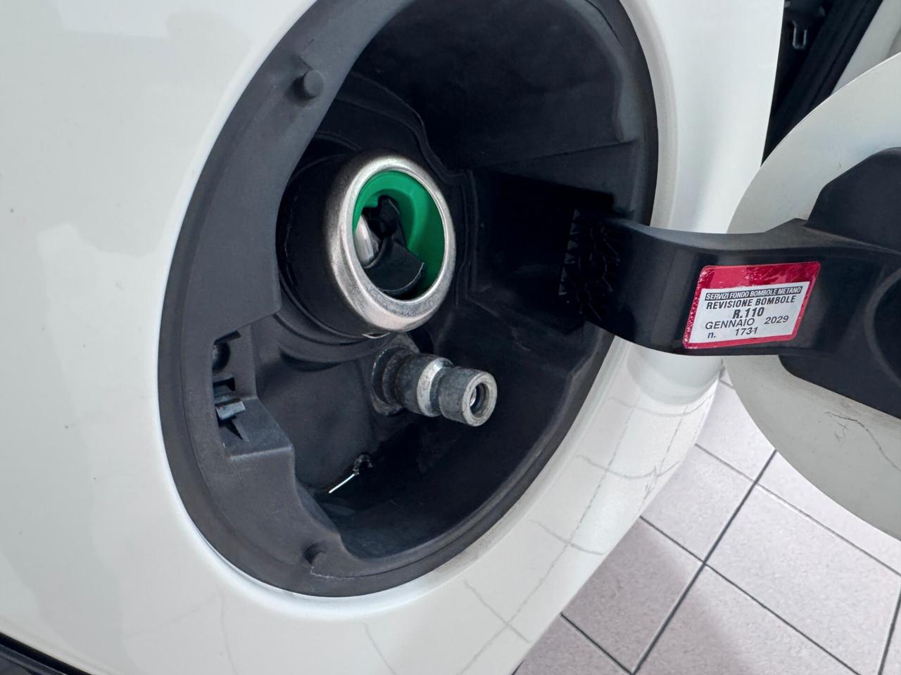 LANCIA YPSILON 0,9 METANO (CONTOVENDITA)