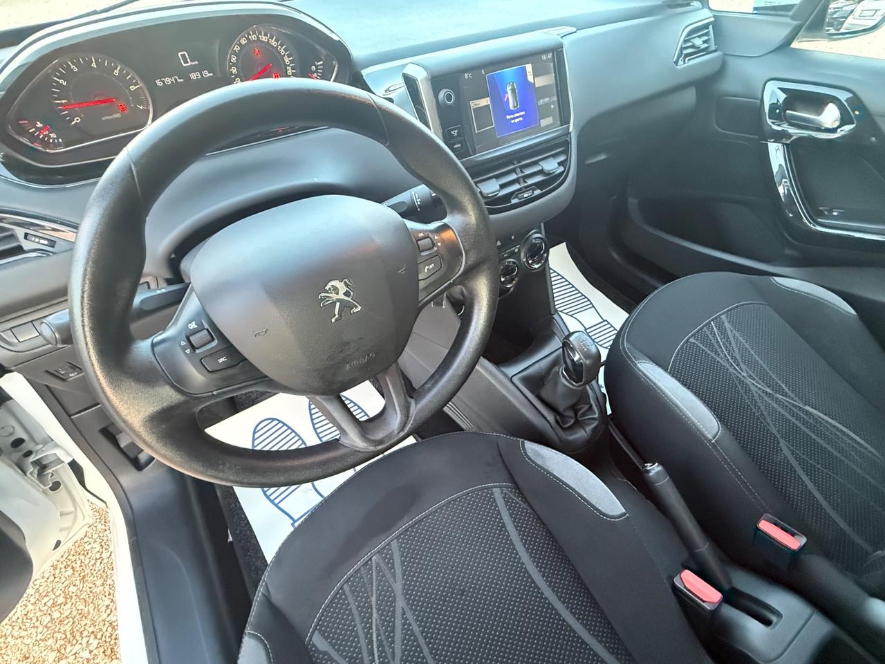 Peugeot 208 1.2 VTi 82 CV 5 porte Allure