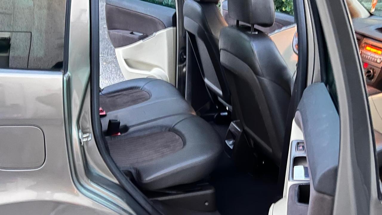 Lancia MUSA 1.4 16V Platino ok neo patentati