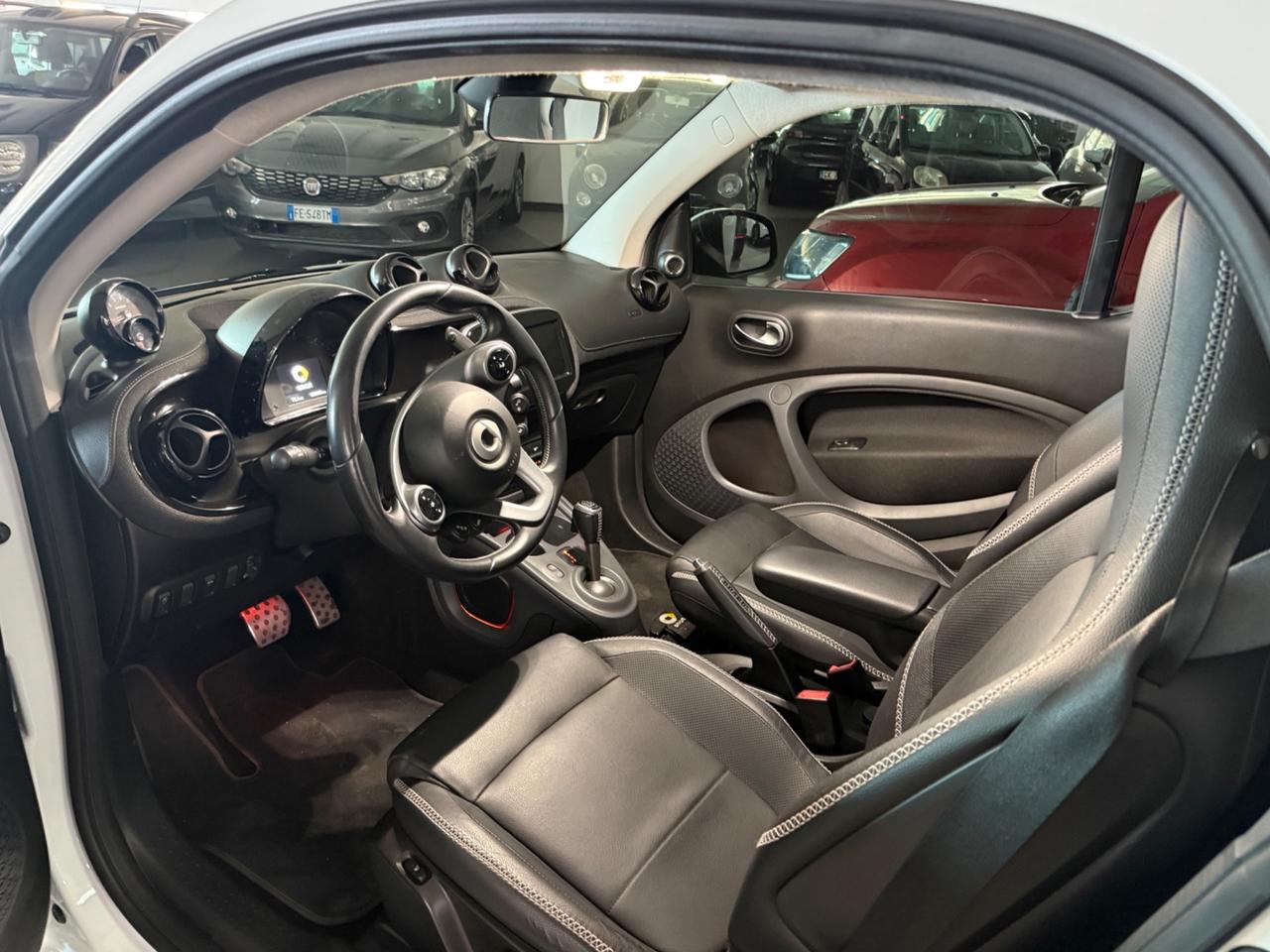 Smart ForTwo BRABUS 0.9 Turbo twinamic parisblue Xclusive