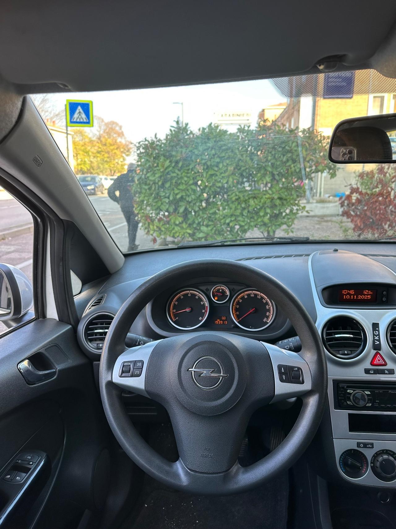 Opel Corsa 1.2 5 porte Enjoy