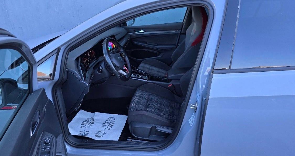 Volkswagen Golf GTI DSG 2.0 TSI 245cv