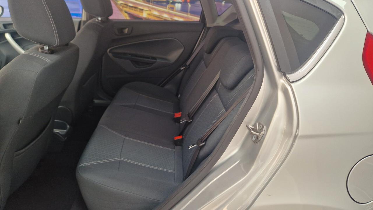 Ford Fiesta 1.6 TDCi 95 CV 5p. Titanium