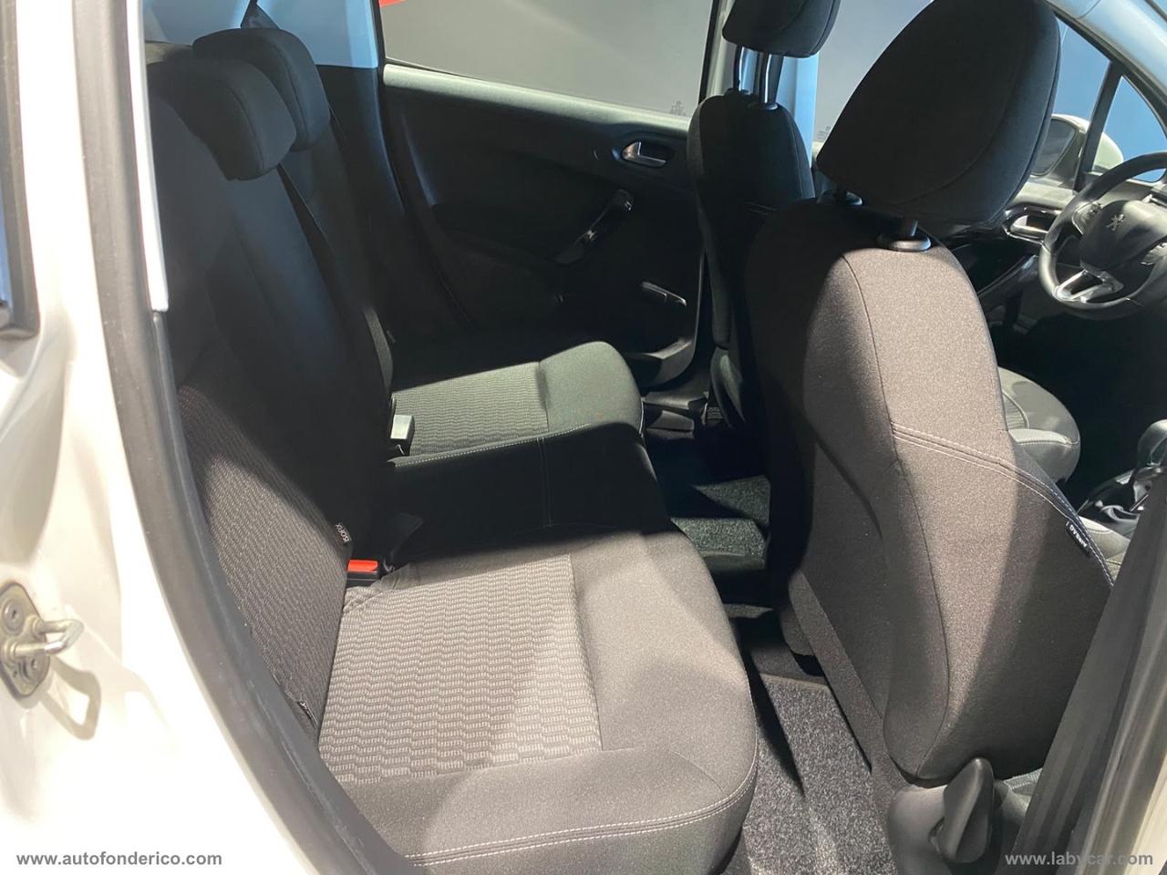 PEUGEOT 208 PureTech 82 5p. Allure