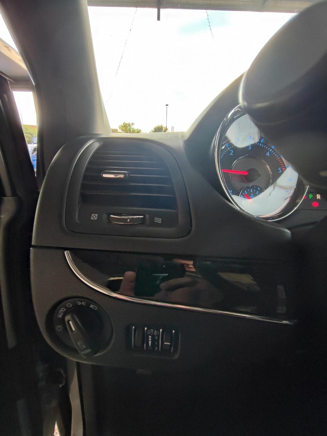 Lancia Voyager 2.8 Turbodiesel Platinum 177 CV