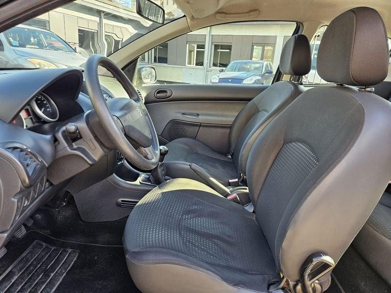 Peugeot 206 Plus 206 Plus 3p 1.1 Trendy