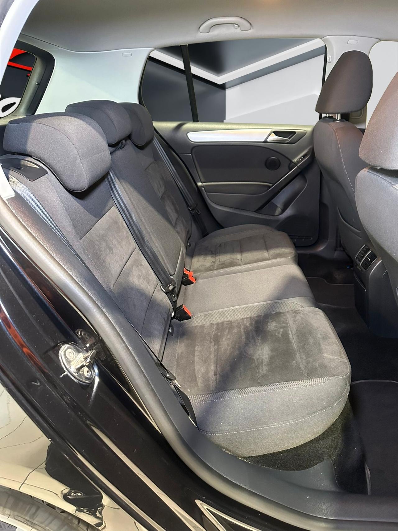 Volkswagen Golf 1.6 TDI DPF 5p. Sport Edition