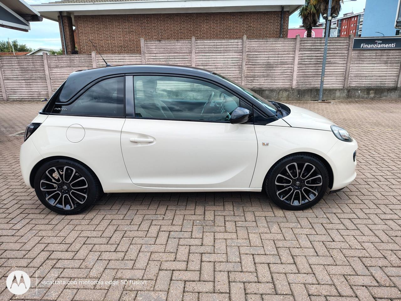 Opel Adam Rocks 1.2 70 CV Start&Stop
