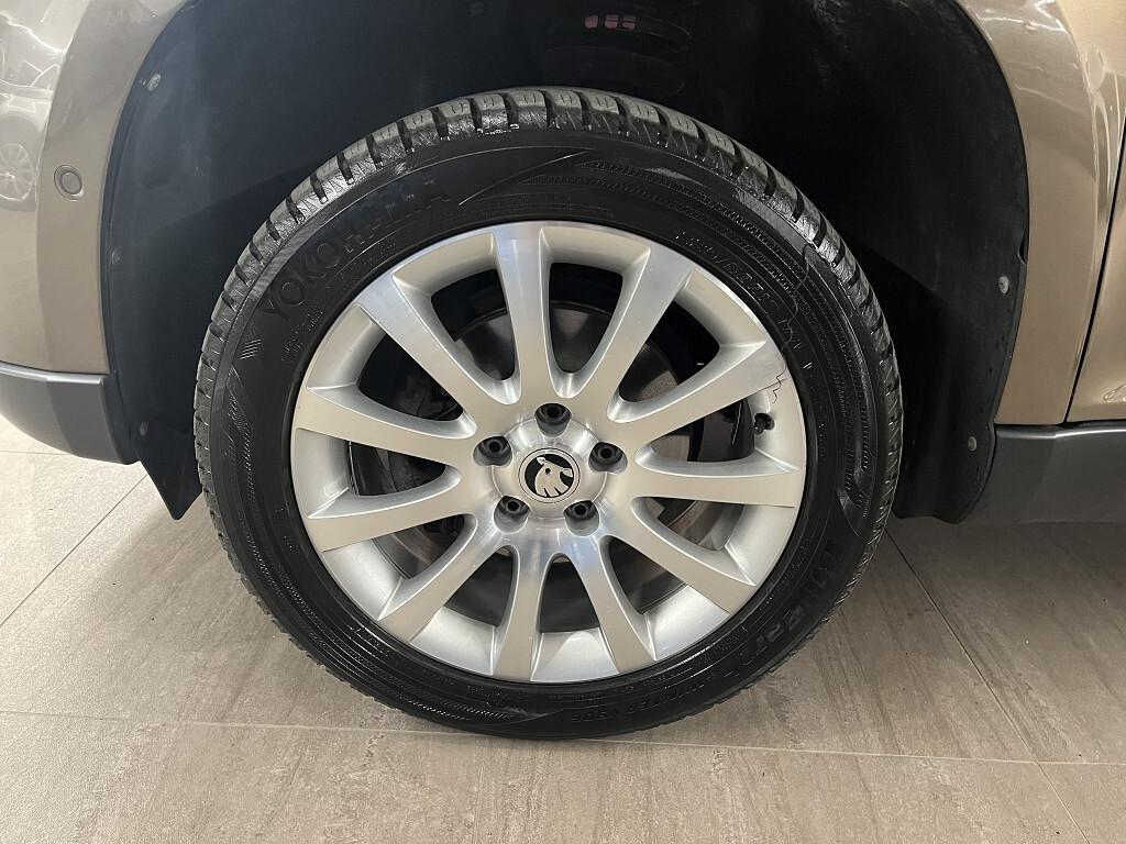 Skoda Yeti Outdoor 2.0 TDI CR 140 CV DSG 4x4 Elegance