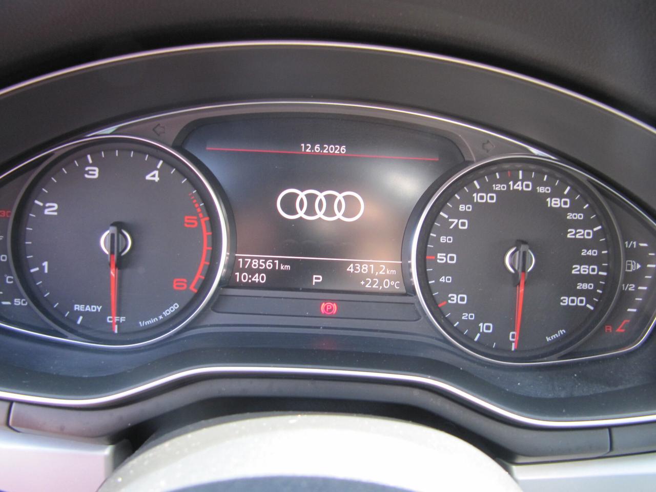 Audi A4 Avant 40 TDI quattro S tronic Business - automatico