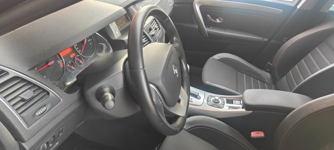 Renault Laguna 2.0 dCi 175CV SporTour Proactive 4Control ESM