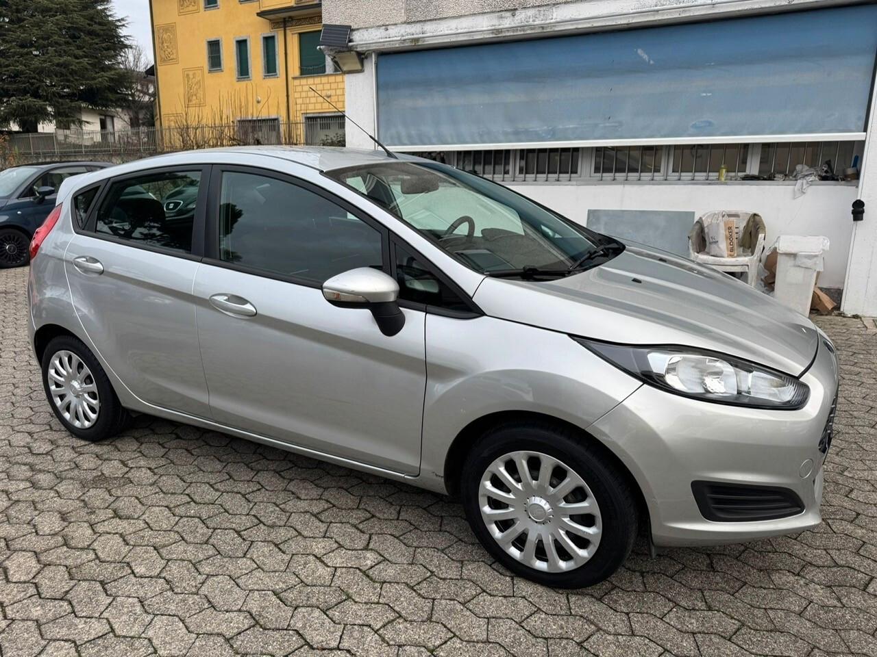 Ford Fiesta 1.0 80CV 5 porte*EURO5B*NEOPATENTATI