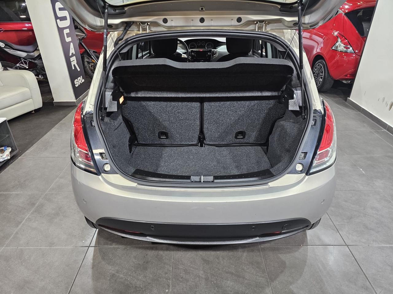 Lancia Ypsilon 1.3 MJT 16V 95 CV 5 porte Gold