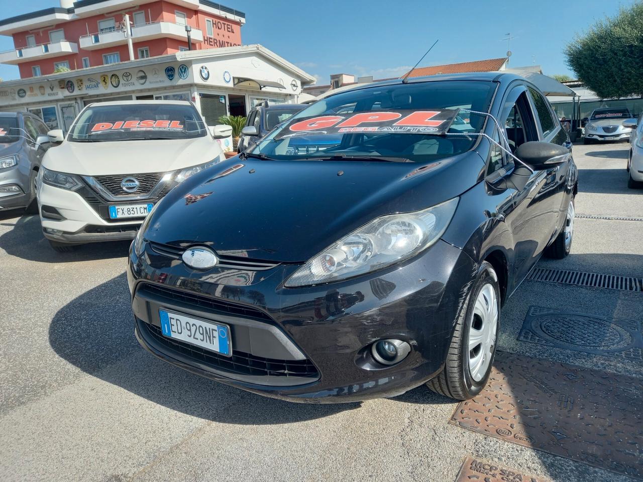 Ford Fiesta 1.2 Gpl Titanium 5 porte