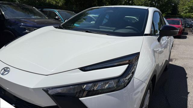 TOYOTA C-HR 1.8HV 98CV ACTIVE FWD E-CVT*C.L17*FULL LED*CARPLAY