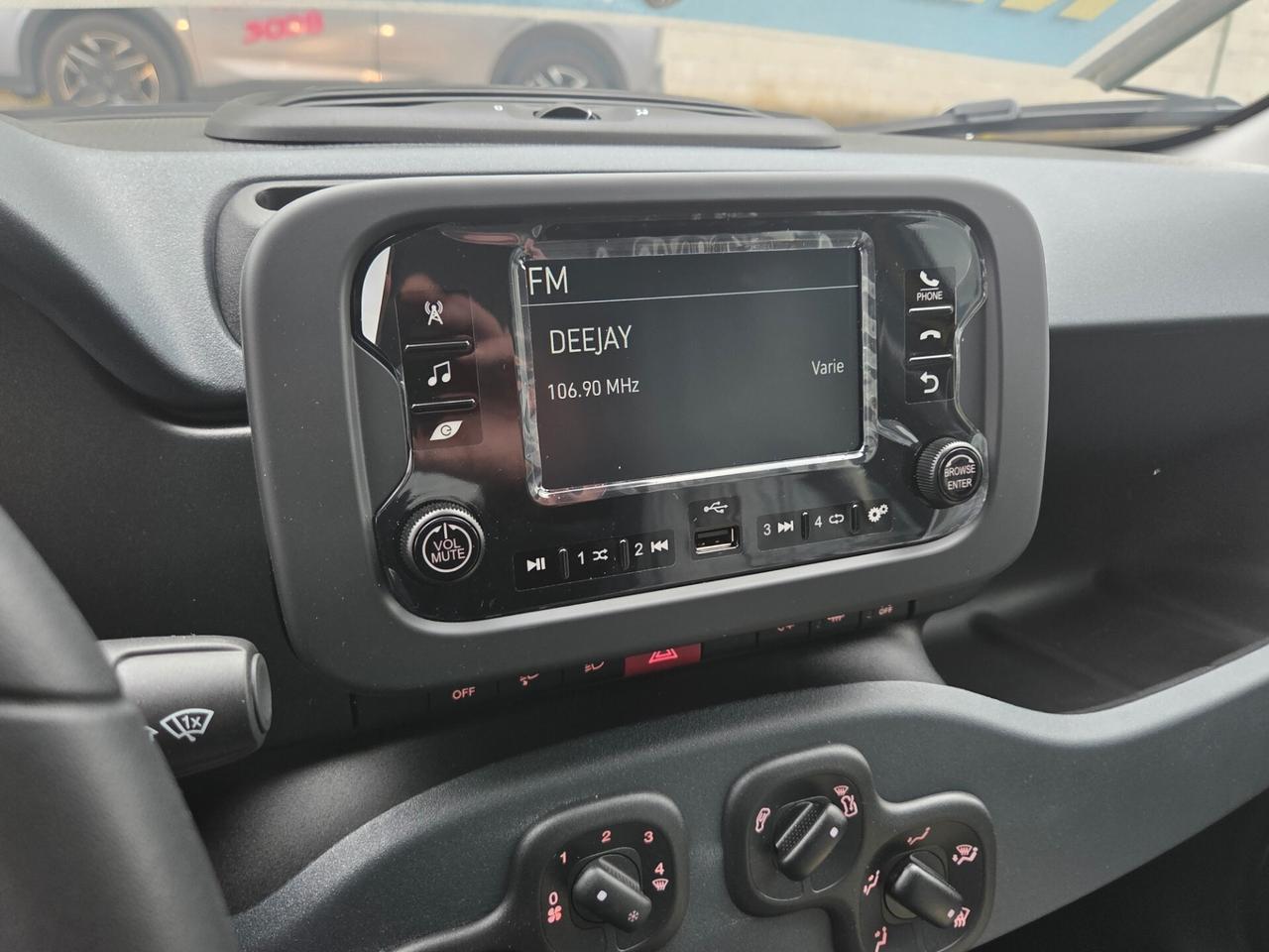 Fiat Panda Pandina Hybrid Km0 Nessun obbligo finanziario