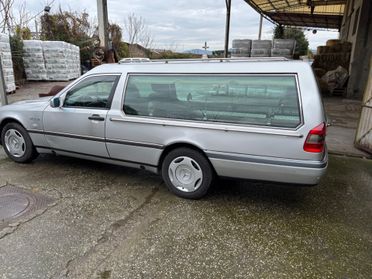 Mercedes-benz C 220 diesel Carro Funebre Pilato