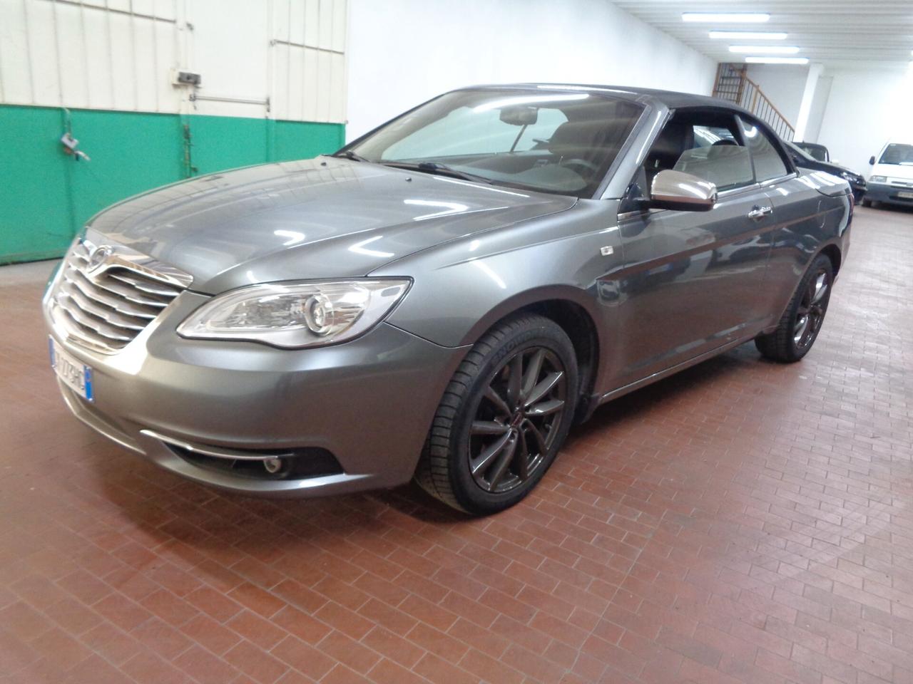 Lancia Flavia 2.4 cabriolet 170 cv automatica